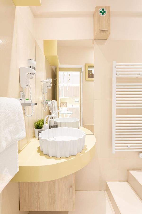 Acropolis Suites - Where Else In Athens? מראה חיצוני תמונה